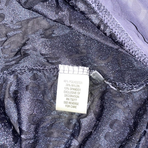 Simply Vera Wang purple blouse - Picture 10 of 11